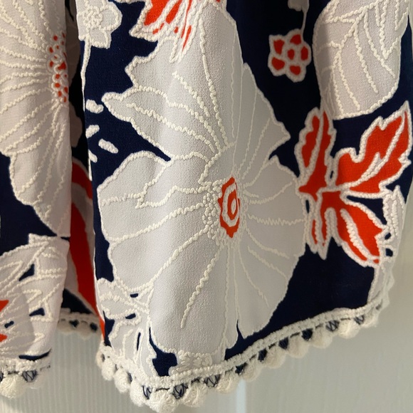 SJS Women's Floral Navy and Orange with Embroidery Trim Top Size S - Picture 9 of 9